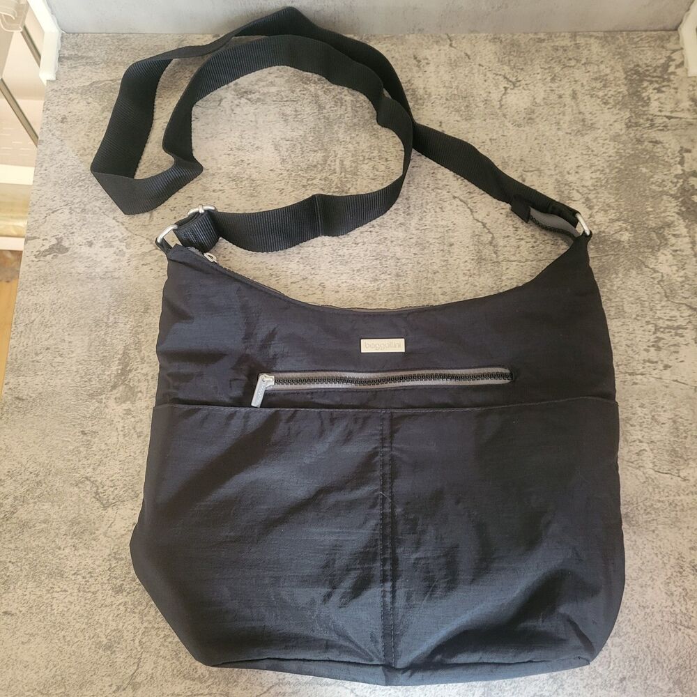 Baggallini All Around Hobo Pocket Black Crossbody Zipper Opening Adjustable 28" - Picture 2 of 10